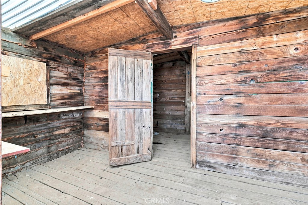 16070 Winnebago Property Photo 39