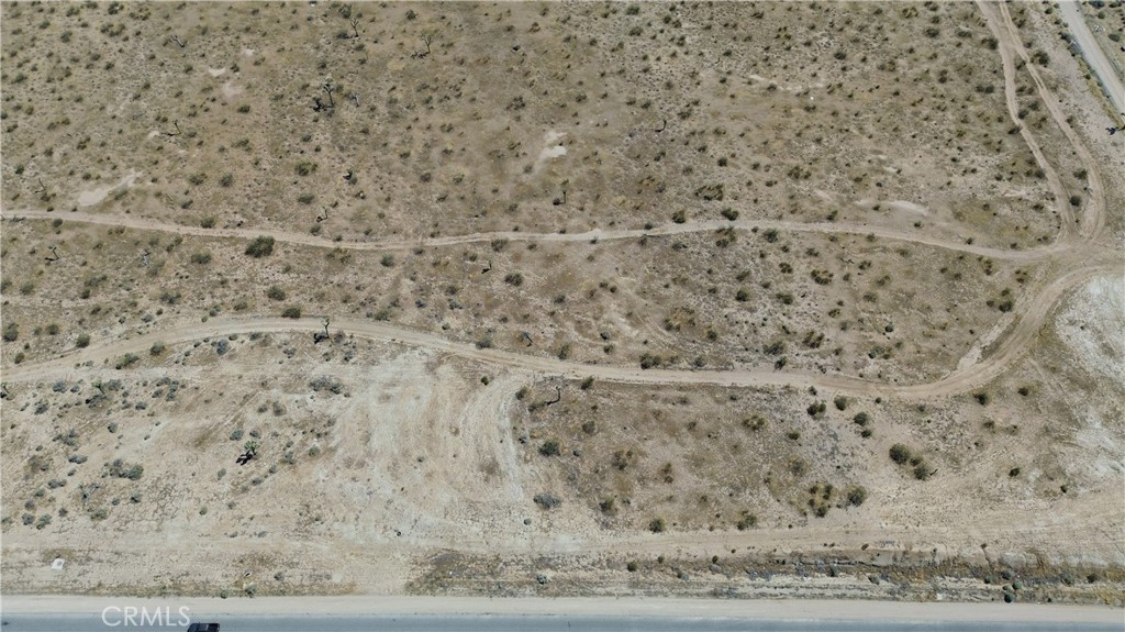 1 Air Expressway Property Photo 5