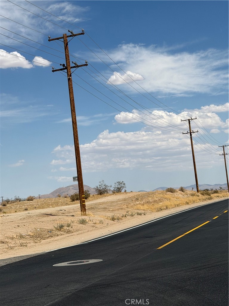 1 Air Expressway Property Photo 9