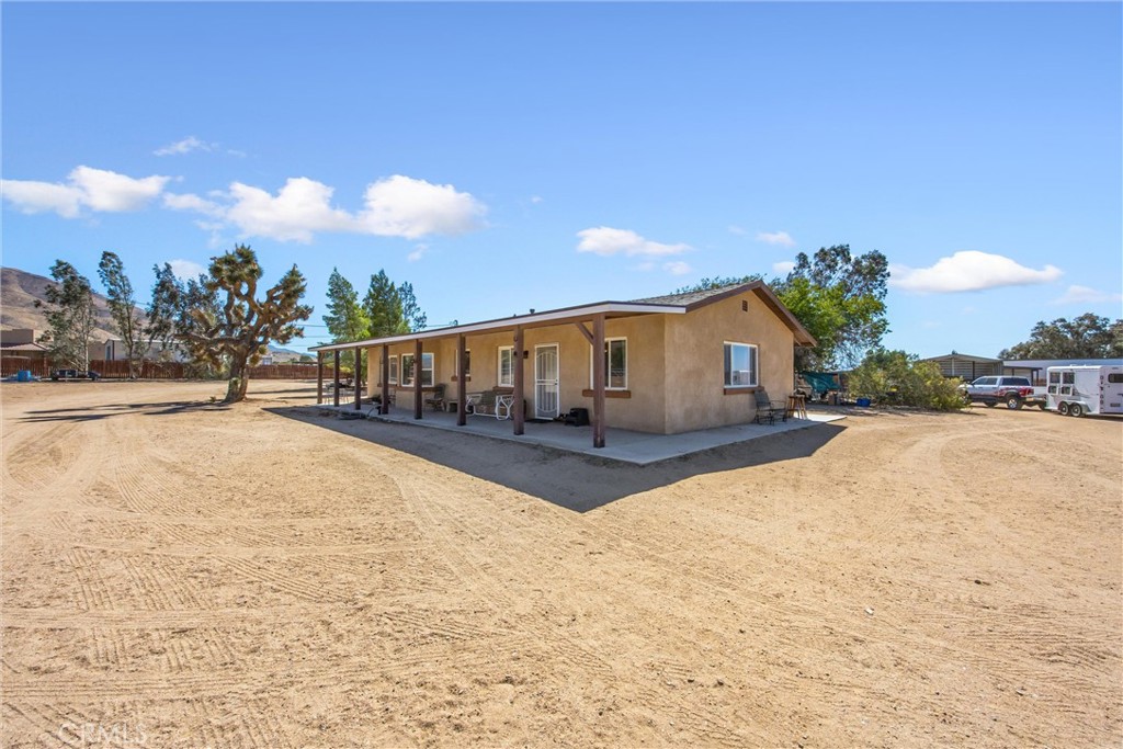 9650 Yucca Property Photo 7