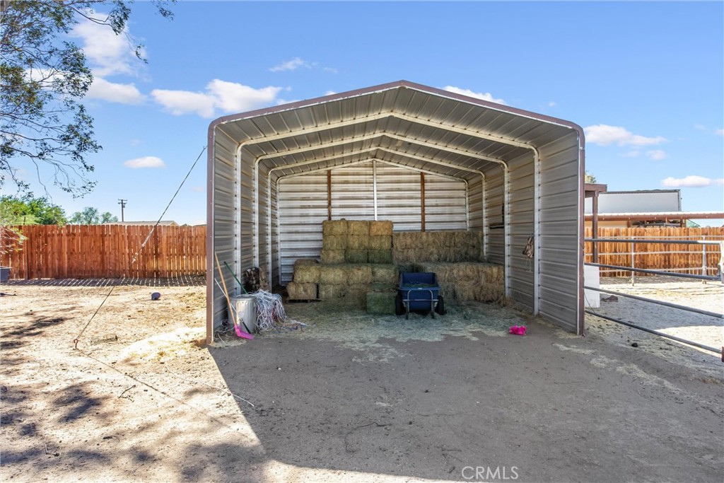 9650 Yucca Property Photo 40