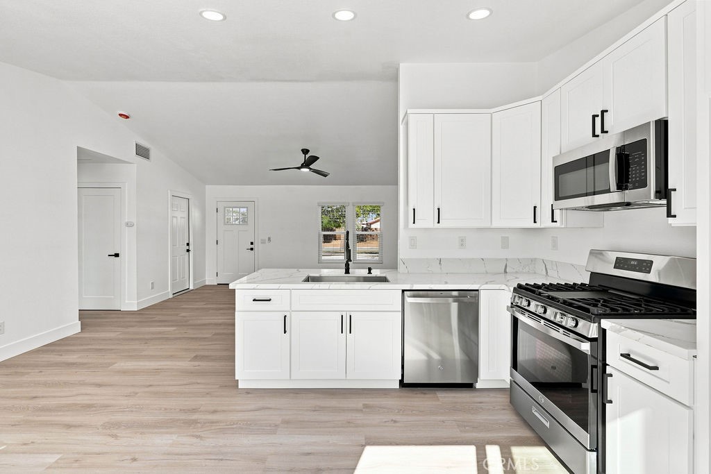 14633 Dana Street Property Photo 11