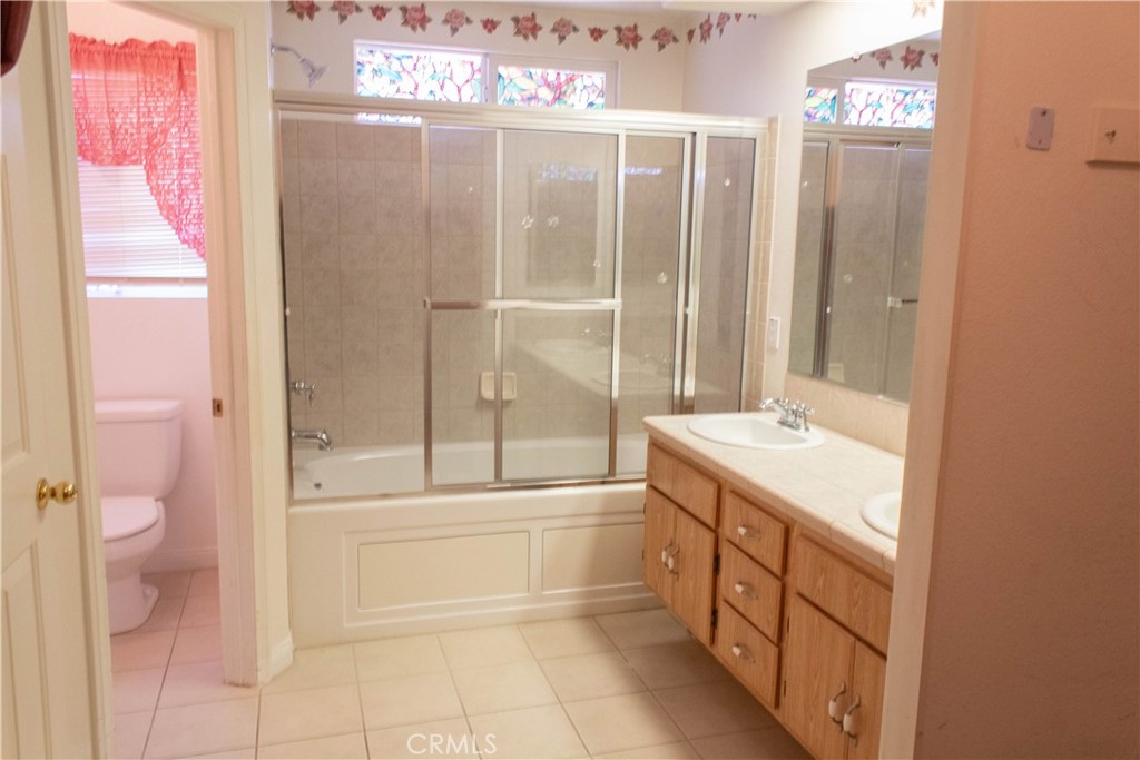16034 Holly Brook Ln Property Photo 29