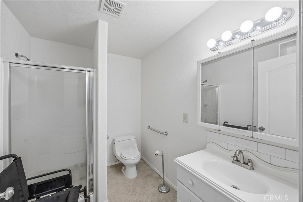16671 Hagador Avenue Property Photo 14