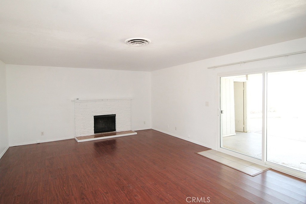 25626 Eaton Property Photo 3