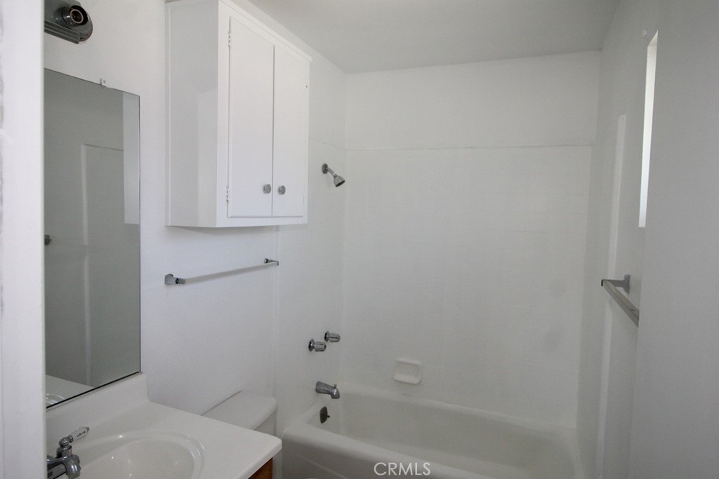 25626 Eaton Property Photo 19