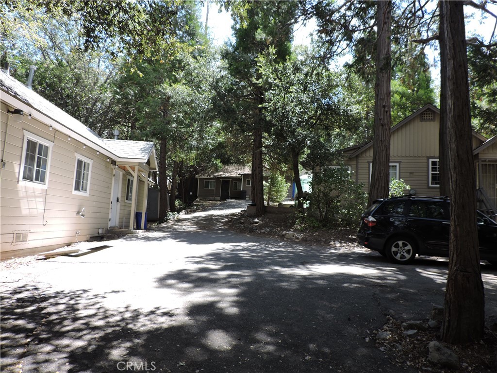 657 Knoll Property Photo 7