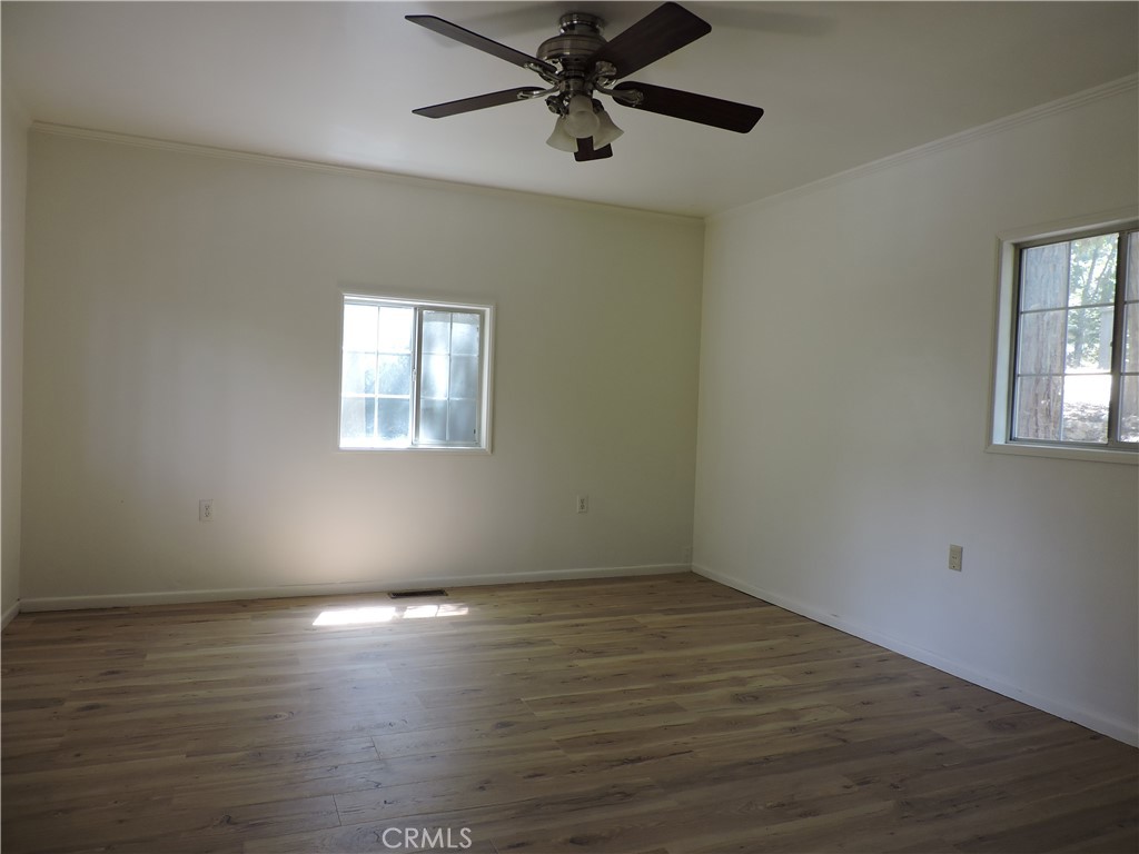 657 Knoll Property Photo 12