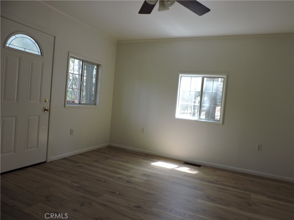 657 Knoll Property Photo 14