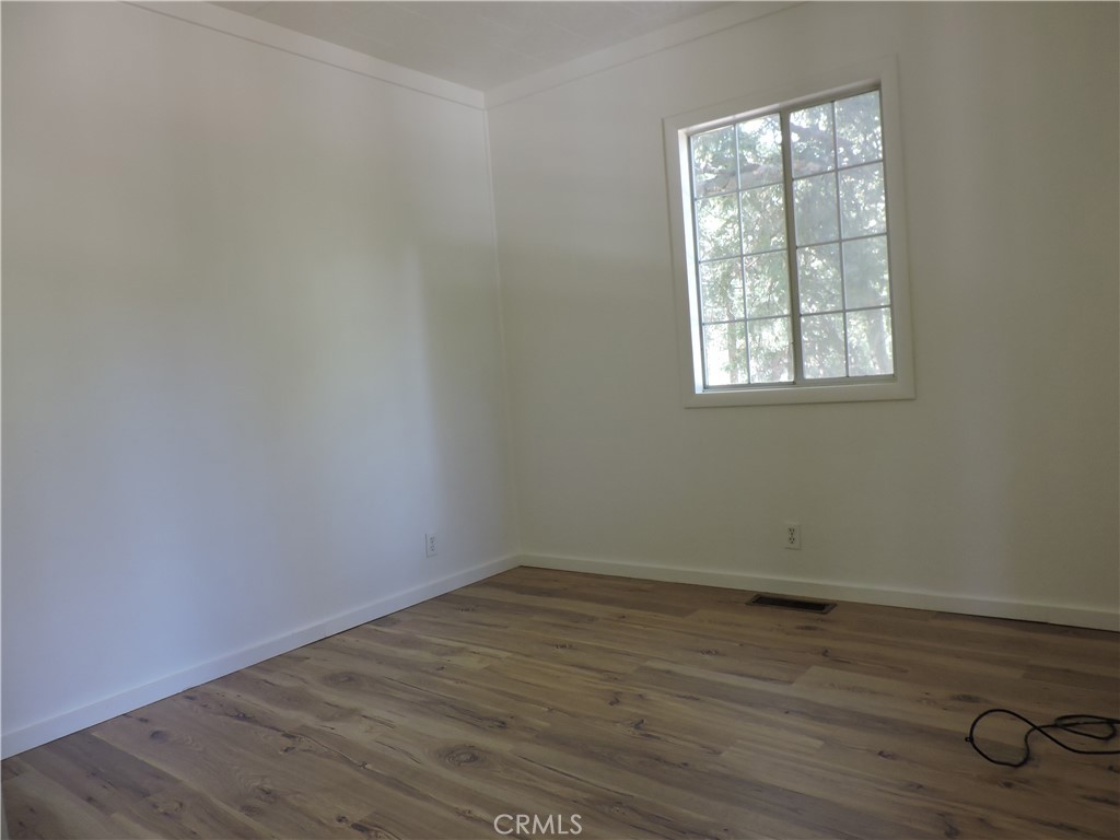 657 Knoll Property Photo 21