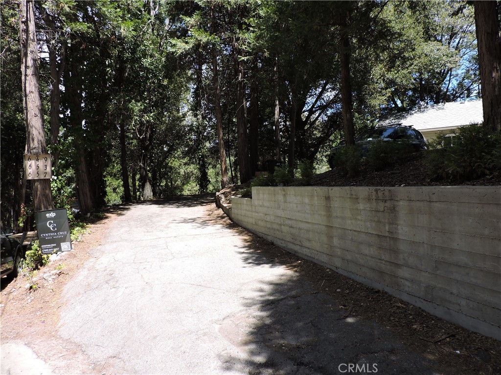 657 Knoll Property Photo 43