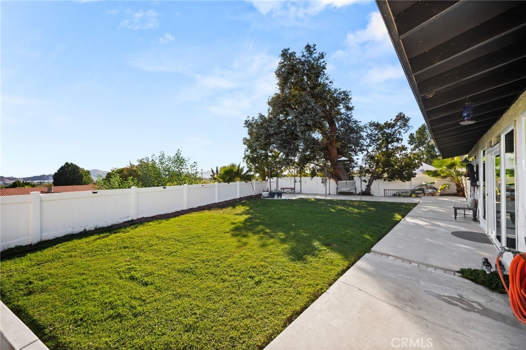 257 W 59th Property Photo 36