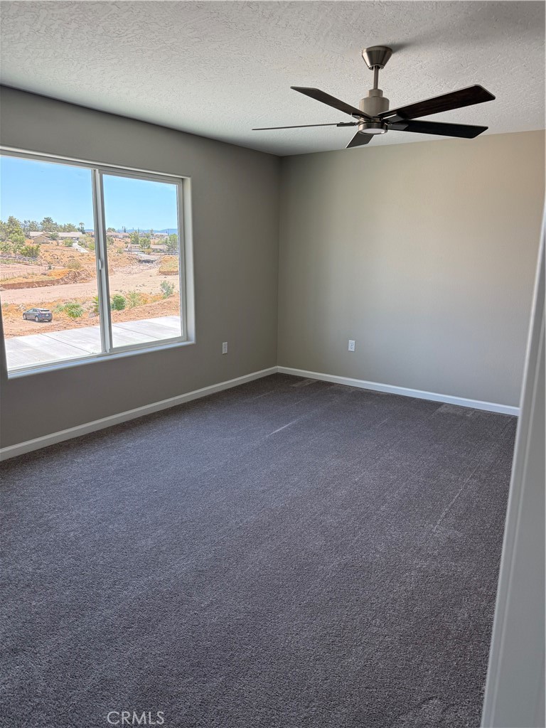 10955 E Avenue Property Photo 10