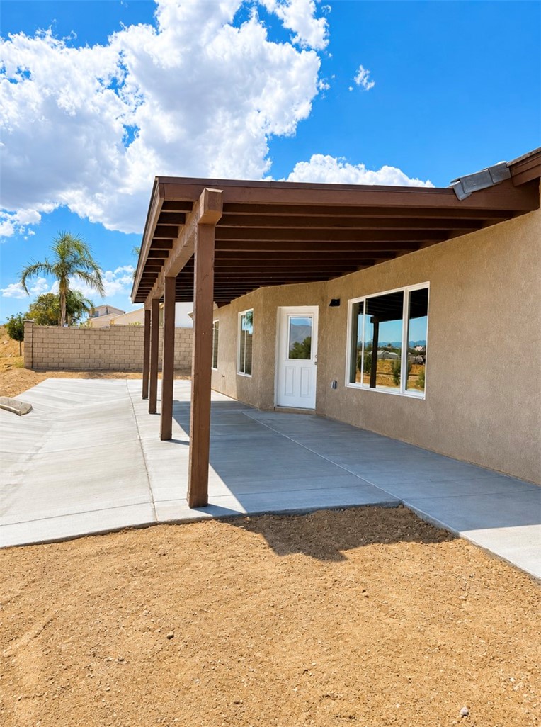 10955 E Avenue Property Photo 18