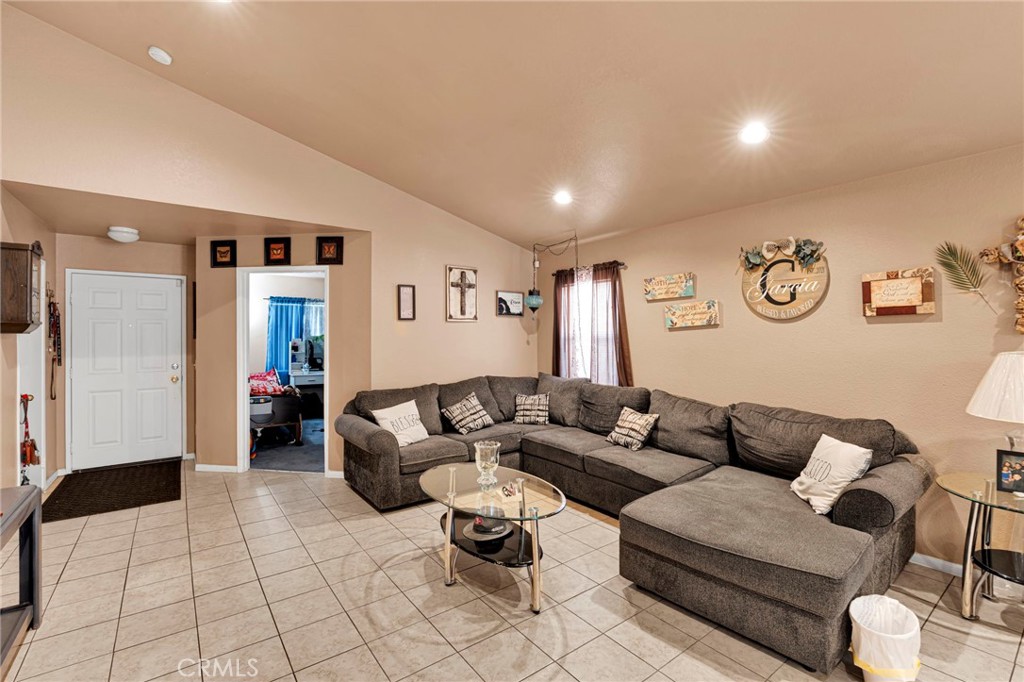 11963 Pepperwood Property Photo 7
