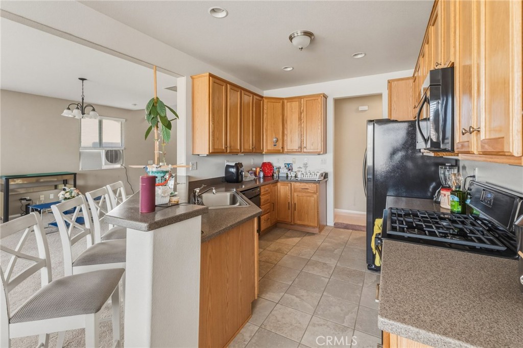 11748 Galewood Property Photo 5