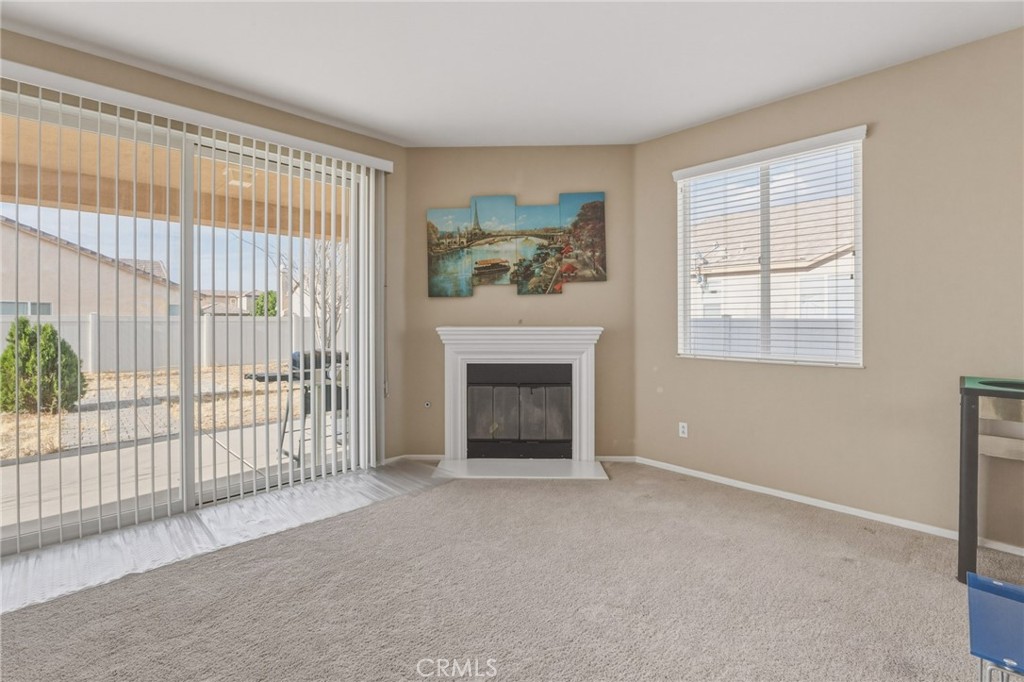 11748 Galewood Property Photo 9