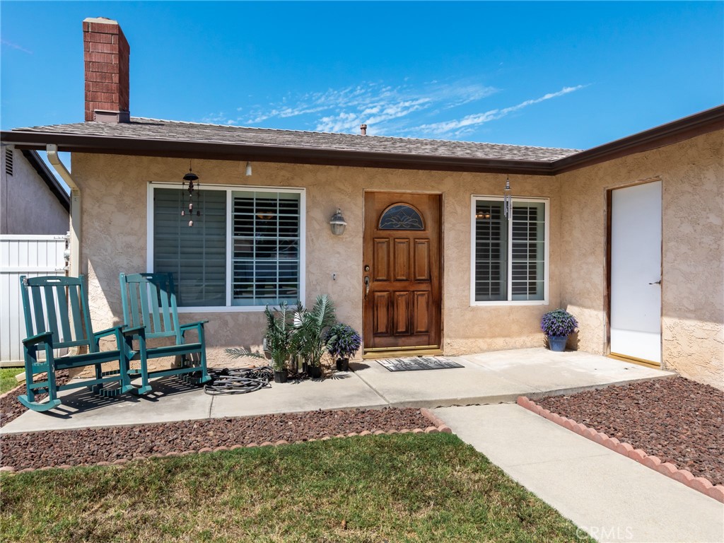 13596 Van Horn Circle W Property Photo 3