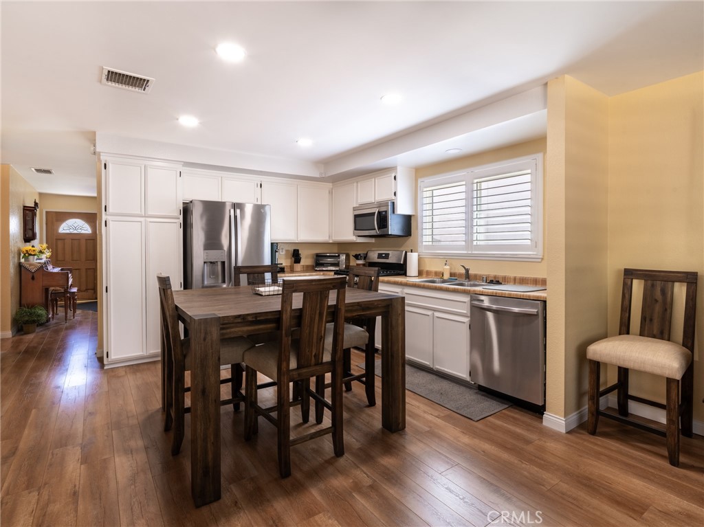 13596 Van Horn Circle W Property Photo 9
