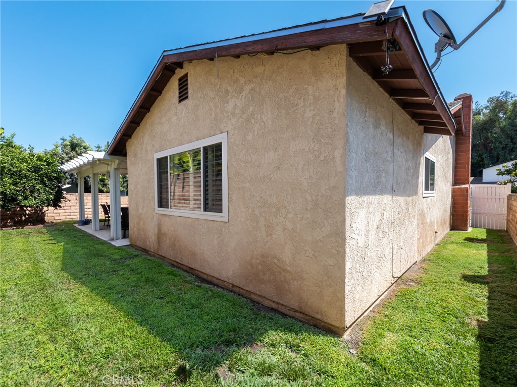 13596 Van Horn Circle W Property Photo 38