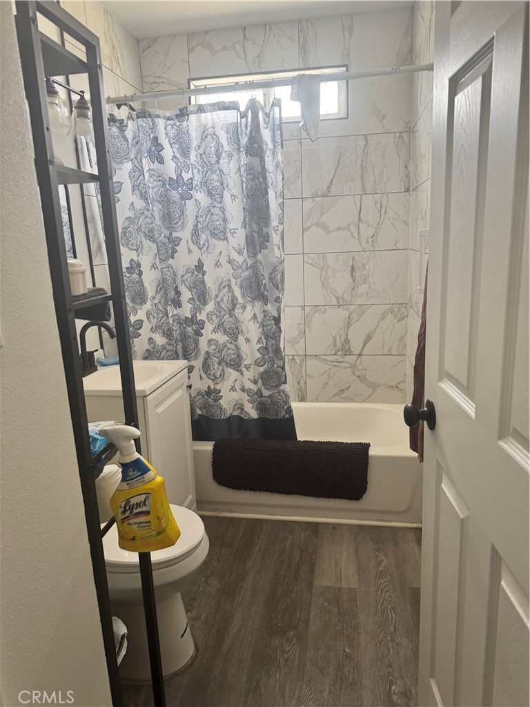 1407 Riverside Property Photo 8