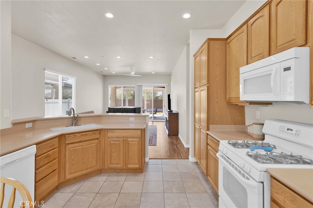 19535 Hanely Property Photo 10