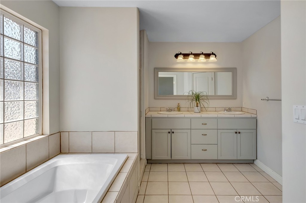 14952 Rivers Edge Property Photo 18