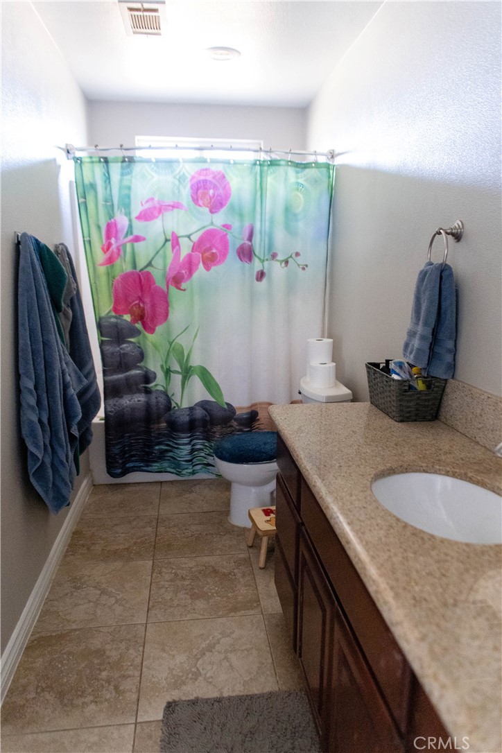 12072 Pacific Property Photo 13