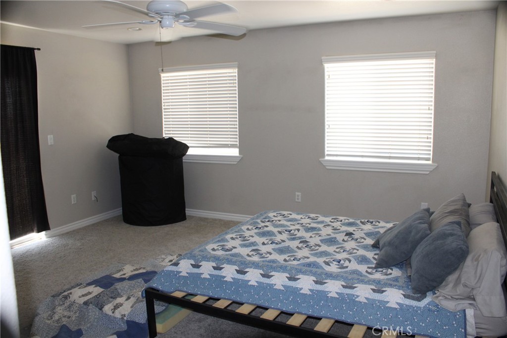 12072 Pacific Property Photo 18