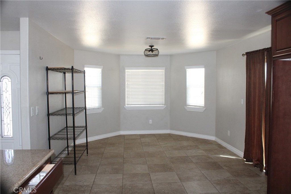 12072 Pacific Property Photo 21