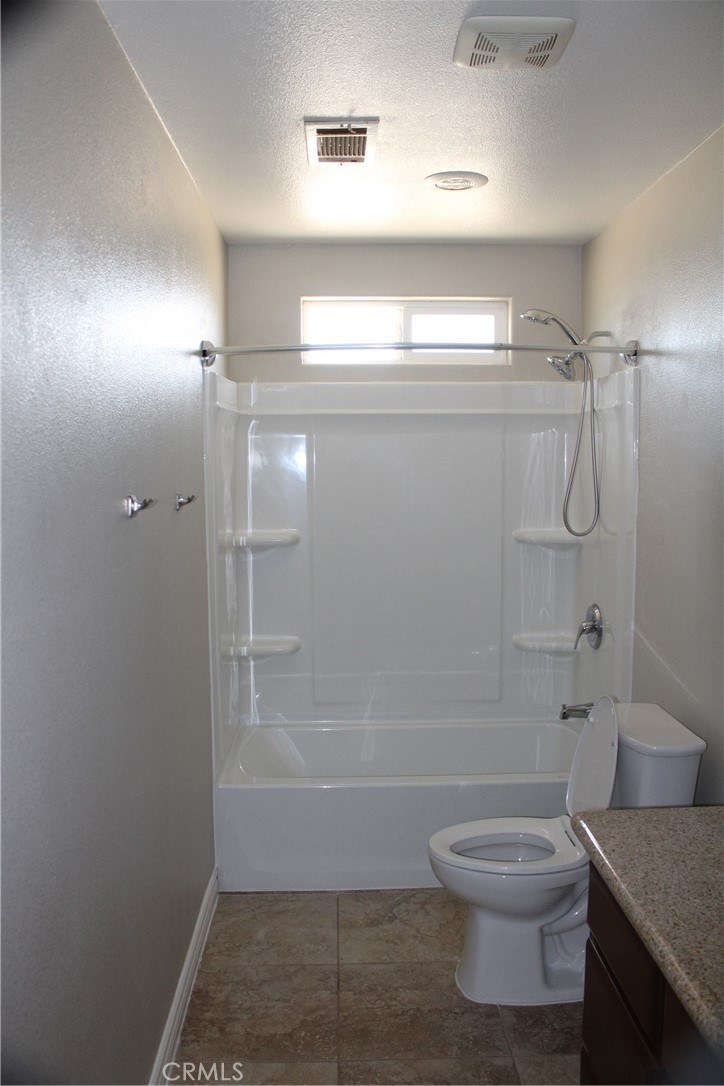 12072 Pacific Property Photo 23