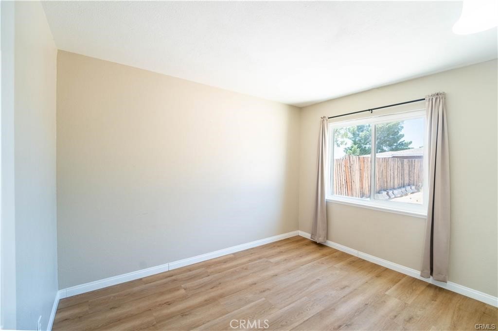 1912 Sunset St Property Photo 10