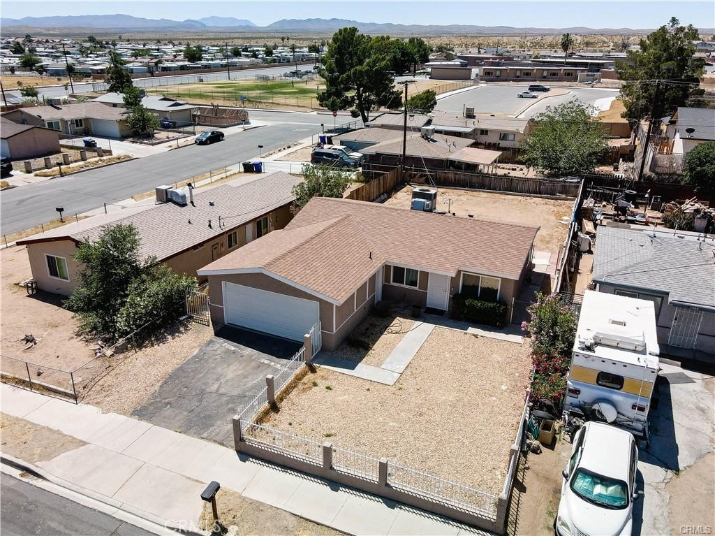 1912 Sunset St Property Photo 12