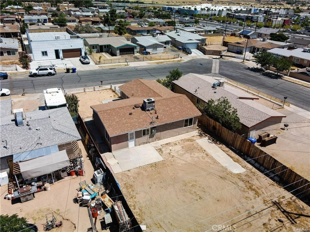 1912 Sunset St Property Photo 13