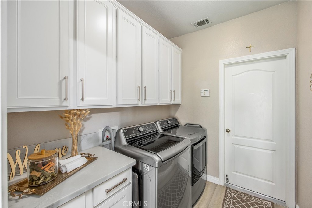 17659 Bangor Property Photo 19