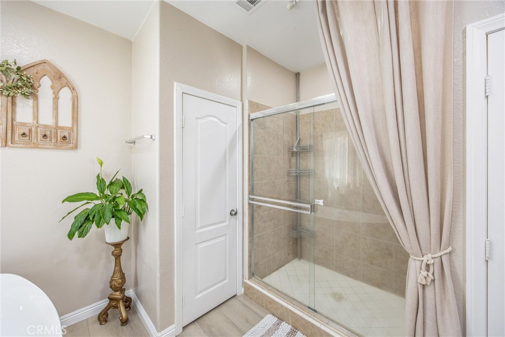 17659 Bangor Property Photo 37