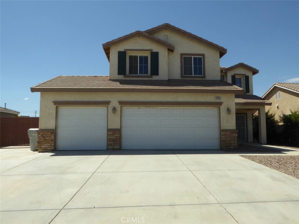 8906 Gentian Property Photo 1