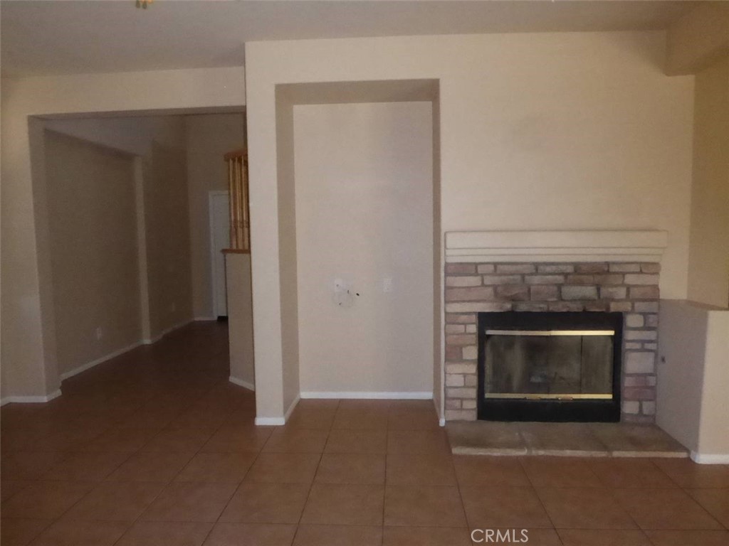 8906 Gentian Property Photo 3