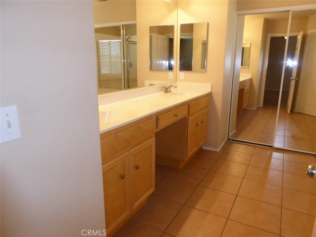 8906 Gentian Property Photo 14