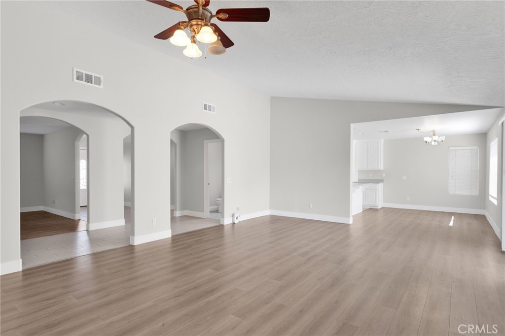 17389 Central Road Property Photo 11