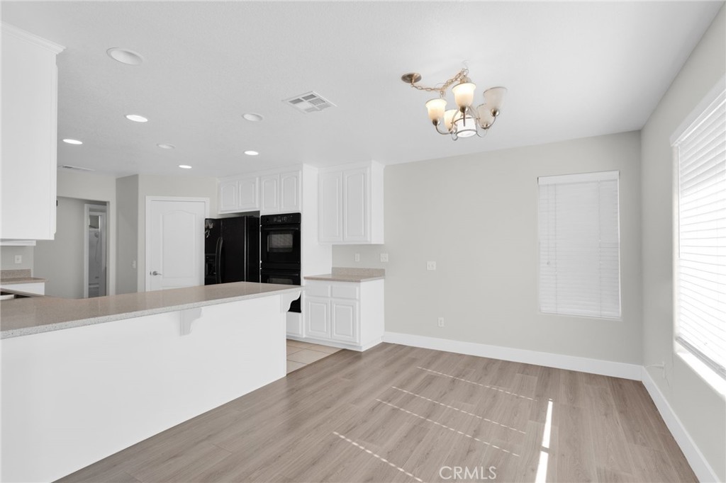 17389 Central Road Property Photo 13