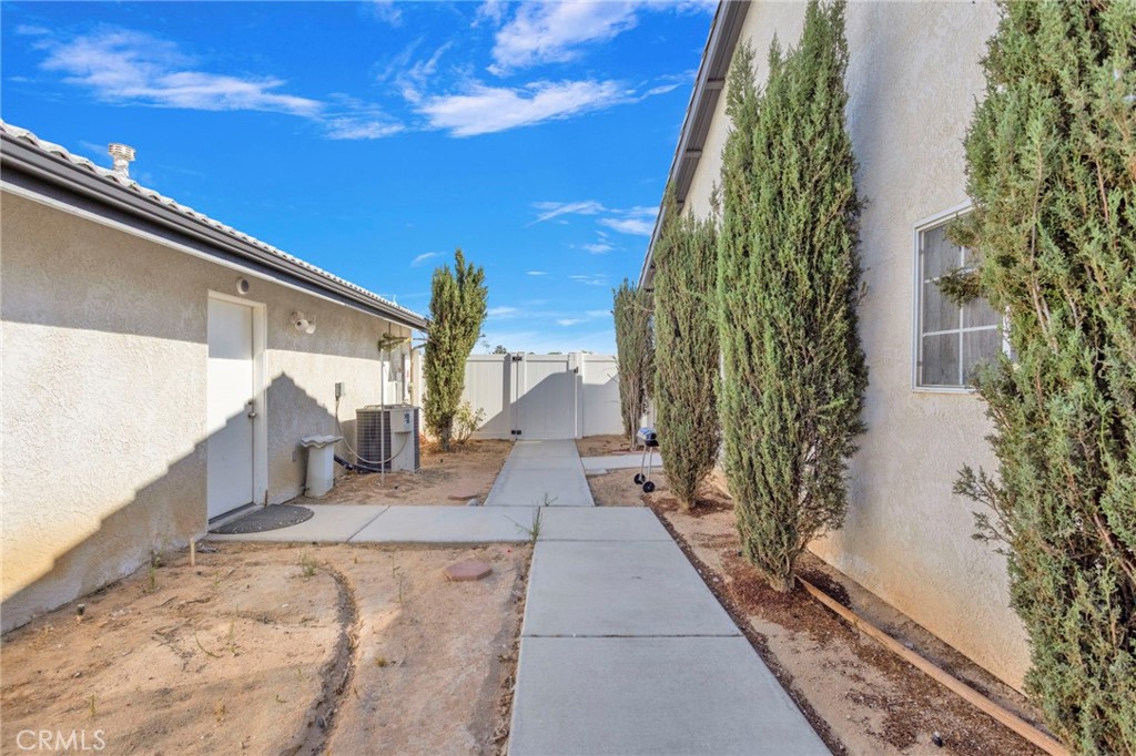 17389 Central Road Property Photo 48