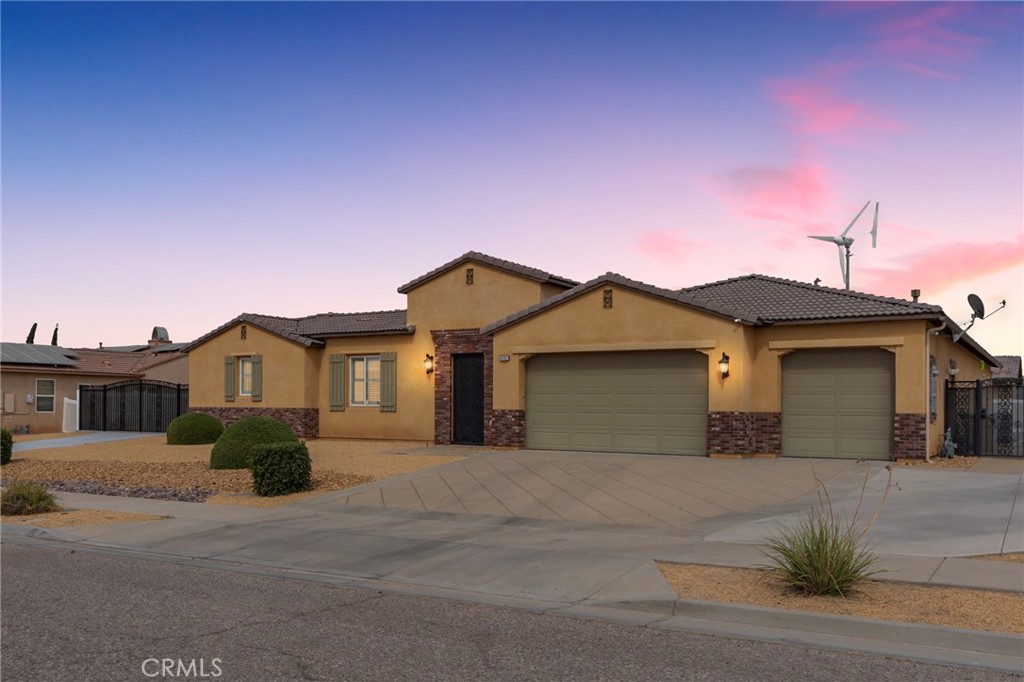 6757 Serrano Property Photo 5