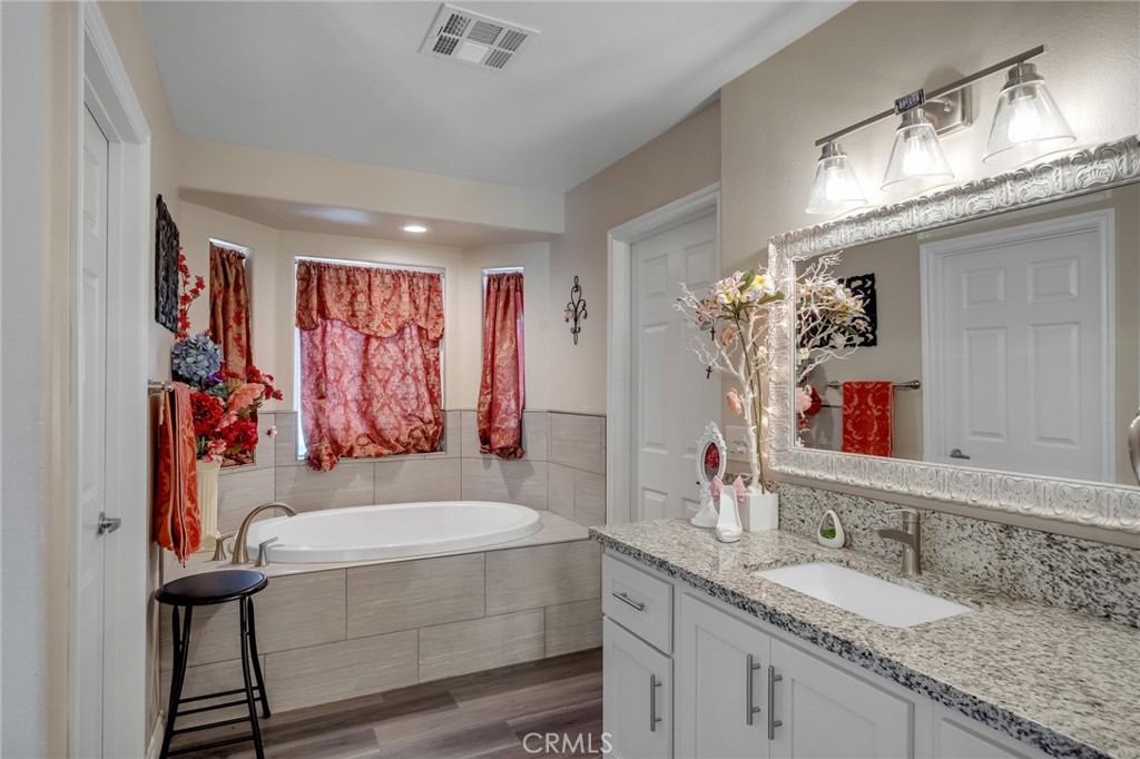 11374 Desert View Property Photo 14