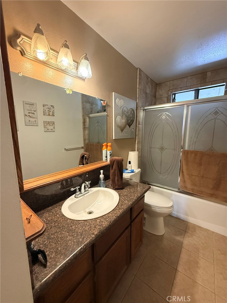8283 Langdon Property Photo 5