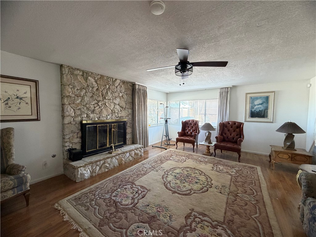 30 Hilltop Terrace Property Photo 4