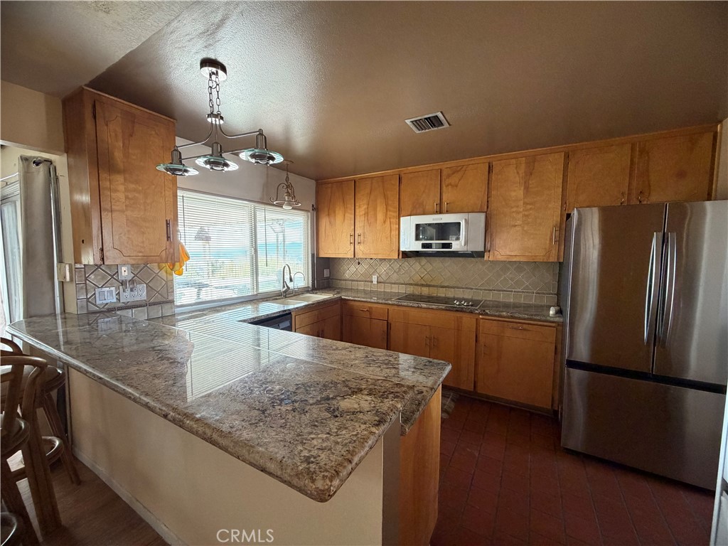 30 Hilltop Terrace Property Photo 6
