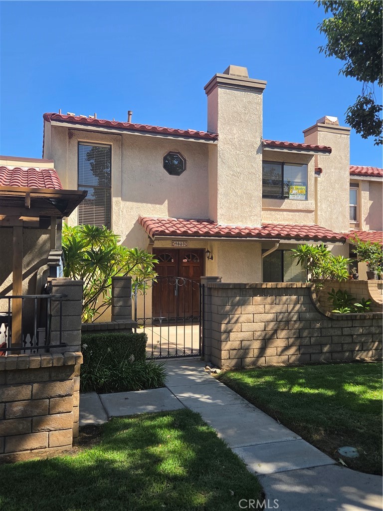 9827 Ladera Court Property Photo
