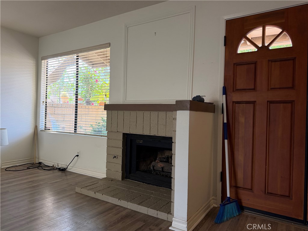 9827 Ladera Court Property Photo 3