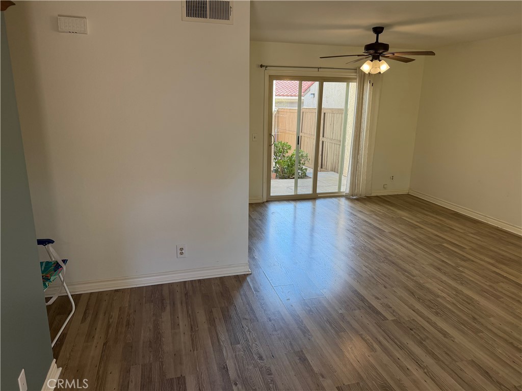 9827 Ladera Court Property Photo 7
